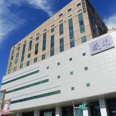 Wemeet Hotel Pingtung Exterior photo