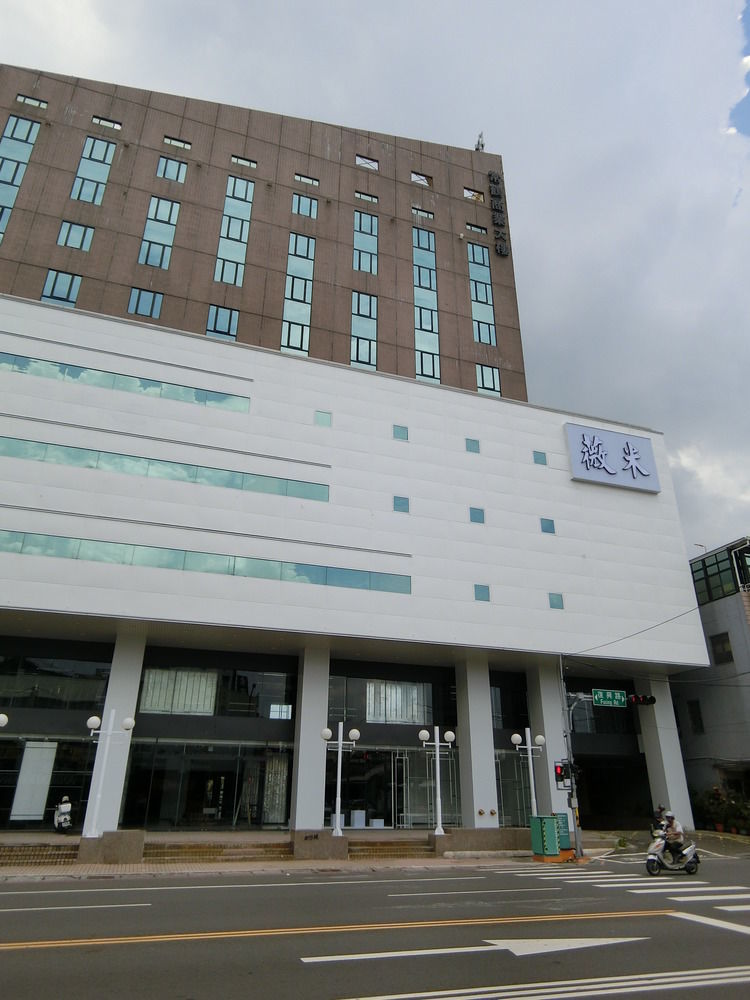 Wemeet Hotel Pingtung Exterior photo