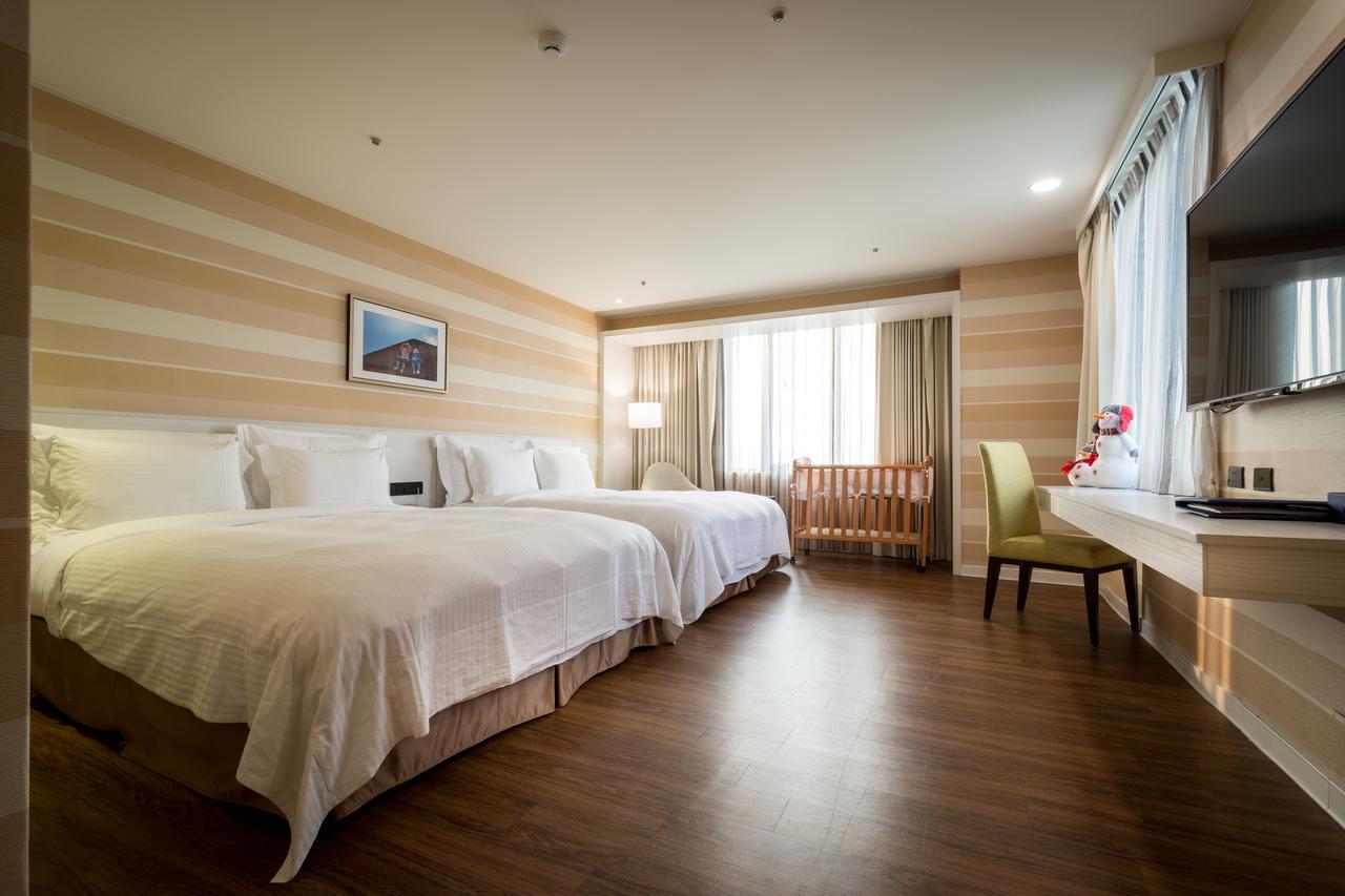 Wemeet Hotel Pingtung Exterior photo