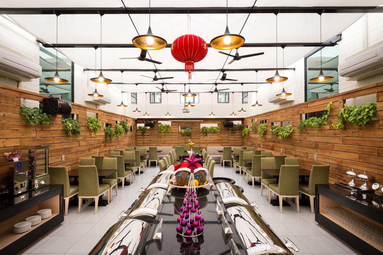 Wemeet Hotel Pingtung Exterior photo