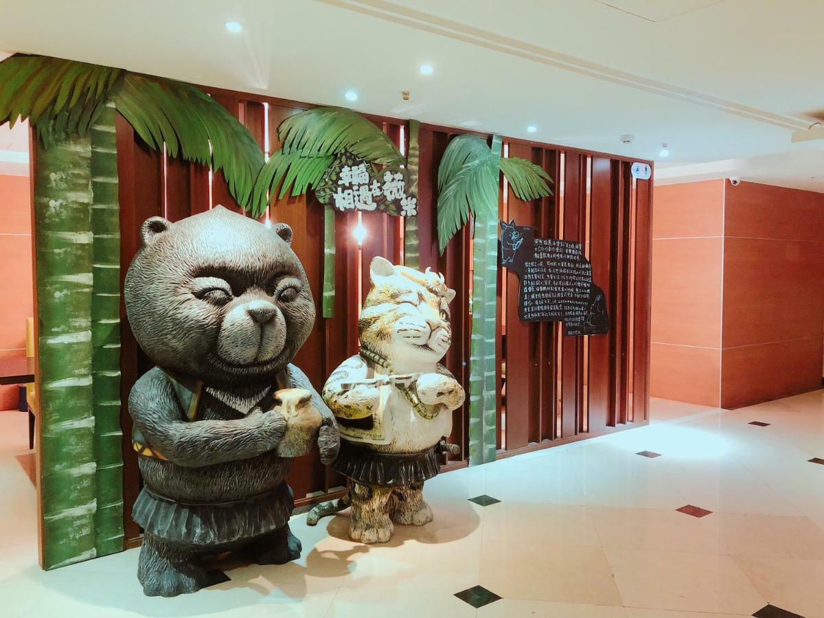 Wemeet Hotel Pingtung Exterior photo