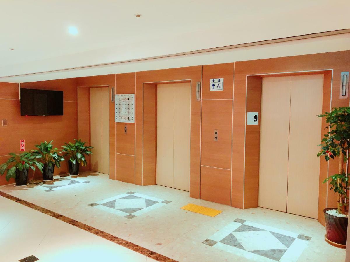 Wemeet Hotel Pingtung Exterior photo